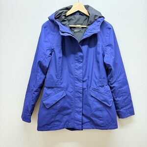 The North Face Women's Navy Hooded raincoat